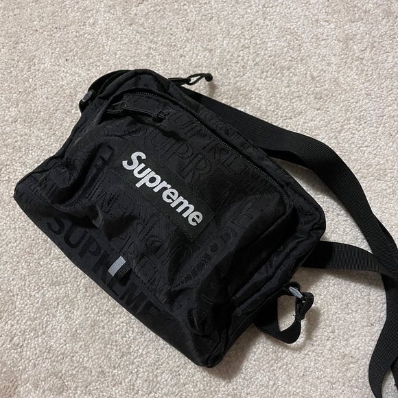 Supreme sling bag - Picture 5 of 5